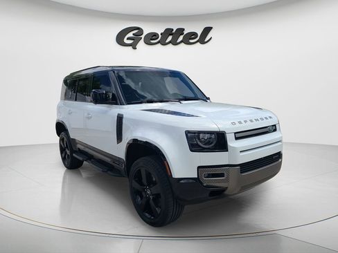 Used 2023 Land Rover Defender 110 X-Dynamic SE AWD/4WD image 2