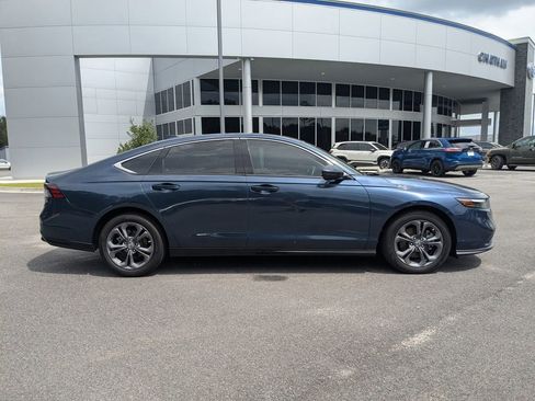 Used 2024 Honda Accord EX-L image 3