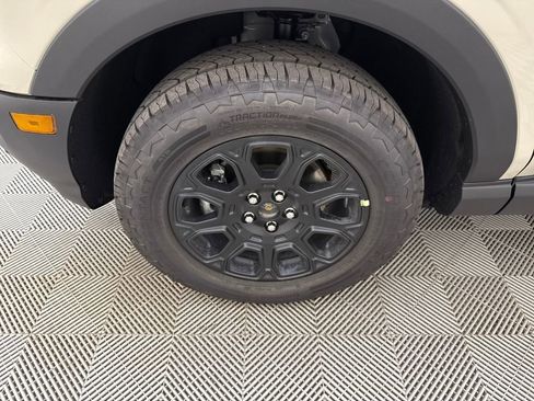 New 2025 Ford Bronco Sport Badlands image 17