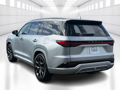 Certified 2026 Lexus TX 500h AWD w/ Technology Package image 7