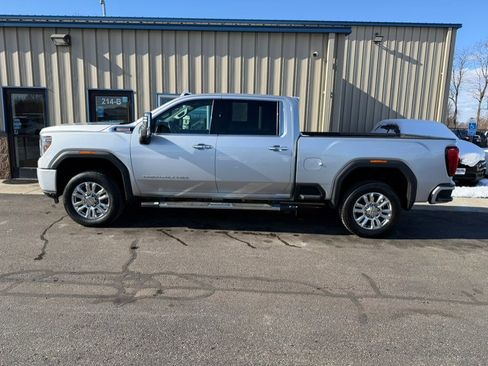 Used 2022 GMC Sierra 2500 Denali image 4