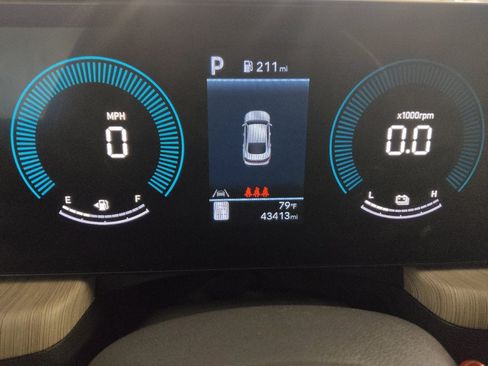 Used 2025 Hyundai Sonata SEL FWD image 23