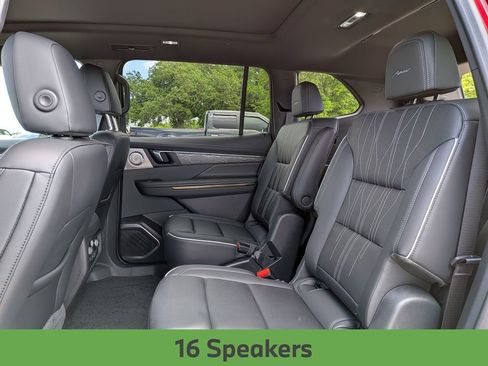Used 2025 Buick Enclave Avenir w/ Trailering Package, 5000 lbs. AWD/4WD image 33