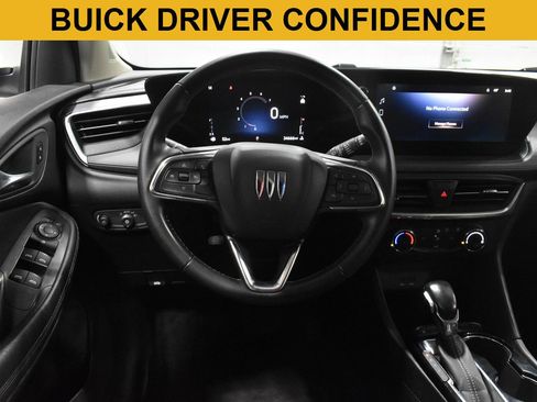 Used 2024 Buick Encore GX Preferred FWD image 4