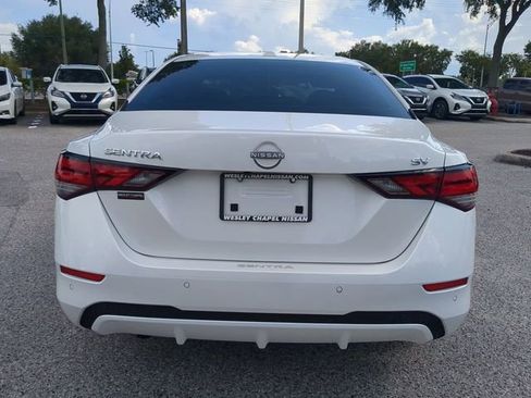 Used 2025 Nissan Sentra SV image 6