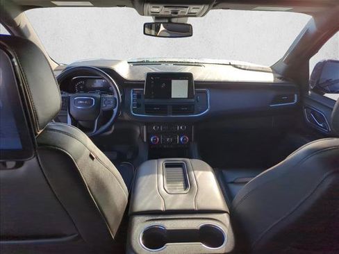 Used 2023 GMC Yukon AT4 w/ Technology Package image 26