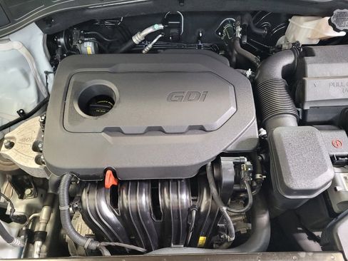 Used 2018 Hyundai Santa Fe Sport w/ 2.4L Value Package 02 FWD image 30