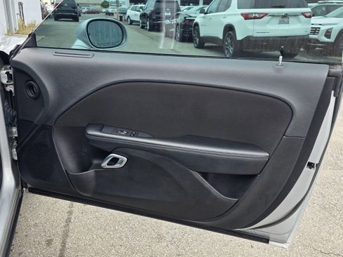 Used 2022 Dodge Challenger SXT w/ Blacktop Package image 10