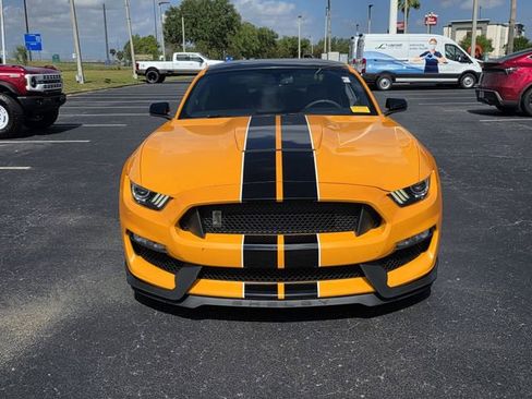 Used 2018 Ford Mustang Shelby GT350 w/ Convenience Package RWD image 3