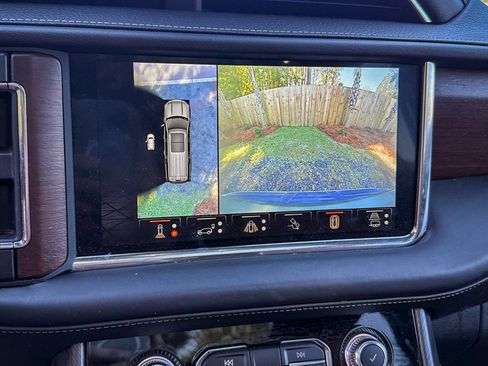 Used 2023 GMC Yukon XL Denali Ultimate image 28