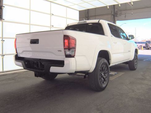 Used 2023 Toyota Tacoma SR5 w/ Technology Package image 6