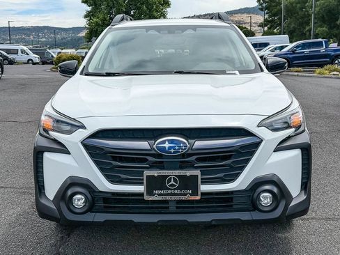 Used 2024 Subaru Outback Premium AWD/4WD image 4