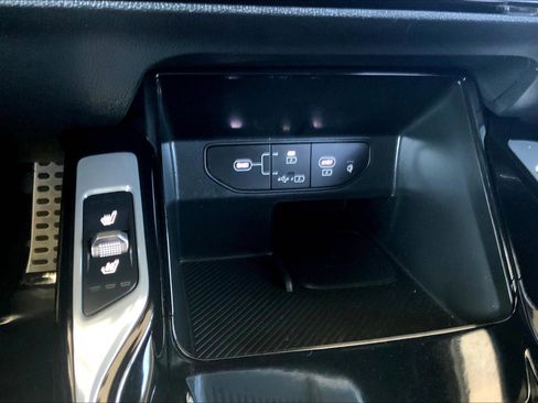 Used 2024 Kia Sorento SX Prestige image 36