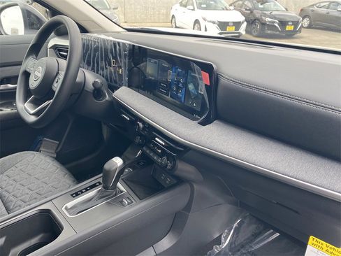 New 2026 Nissan Kicks SV image 10