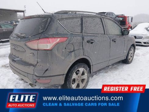 Used 2016 Ford Escape SE w/ Equipment Group 201A image 7
