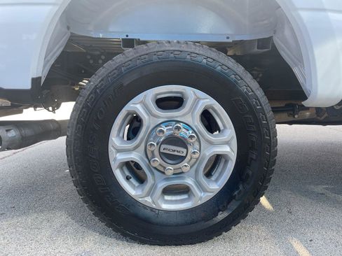 Used 2024 Ford F250 XLT w/ FX4 Off-Road Package image 28