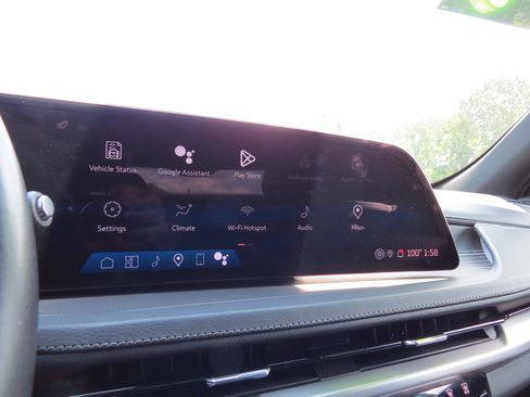 Certified 2024 Cadillac XT4 Premium Luxury image 19