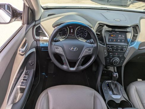 Used 2017 Hyundai Santa Fe Sport FWD image 15
