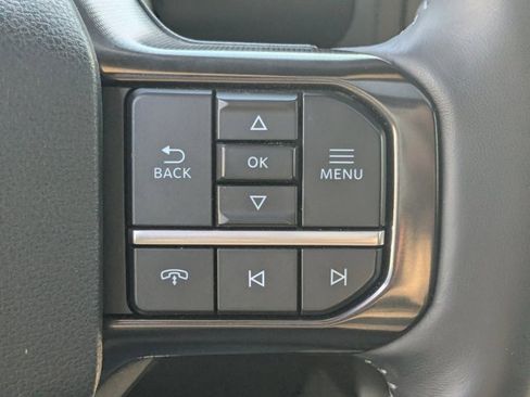 Used 2026 Ford F450 Platinum w/ FX4 Off-Road Package image 27