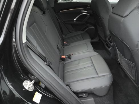 New 2025 Audi Q5 Premium Plus image 19