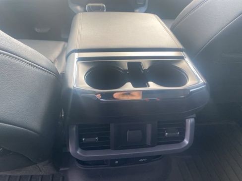 Used 2022 Ford F150 Lariat AWD/4WD image 13