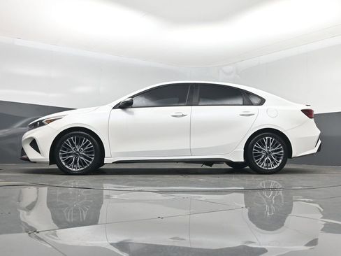 Certified 2024 Kia Forte GT-Line image 15