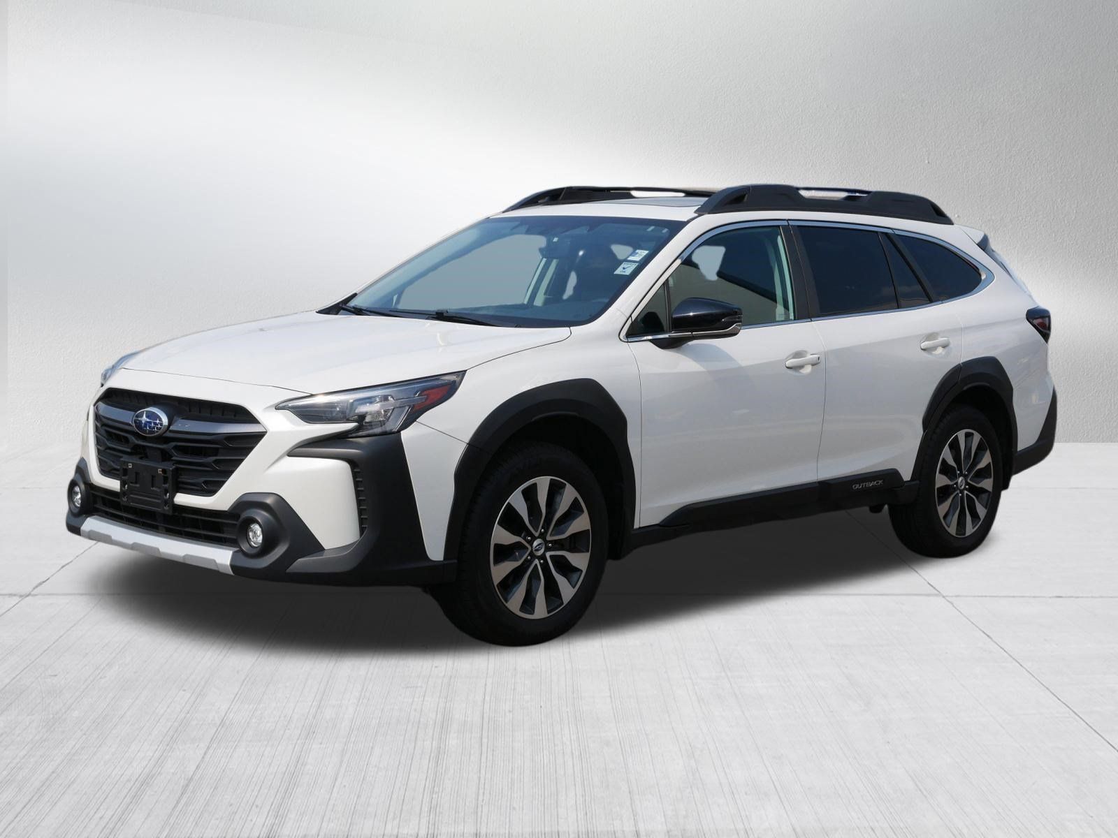 Used 2024 Subaru Outback Limited AWD/4WD image 3
