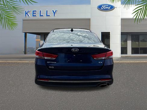 Used 2017 Kia Optima EX FWD image 4