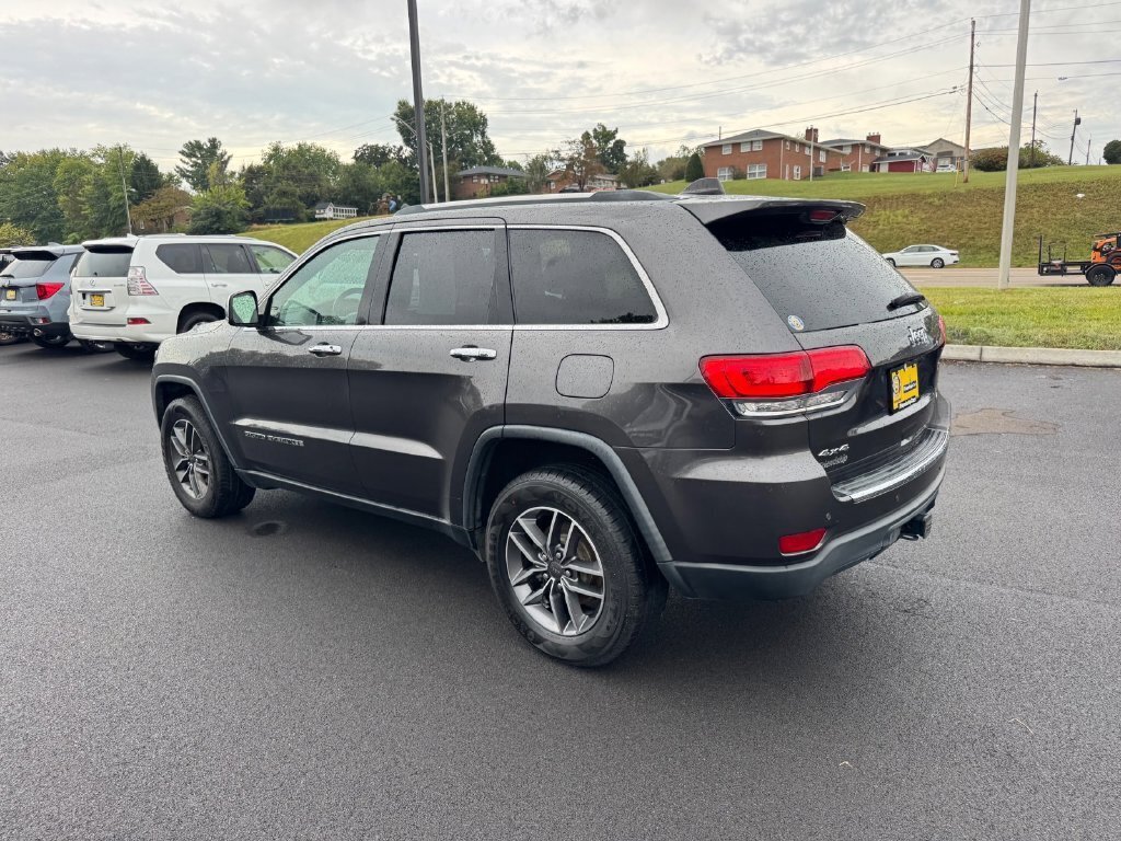 Used 2019 Jeep Grand Cherokee Limited AWD/4WD image 5