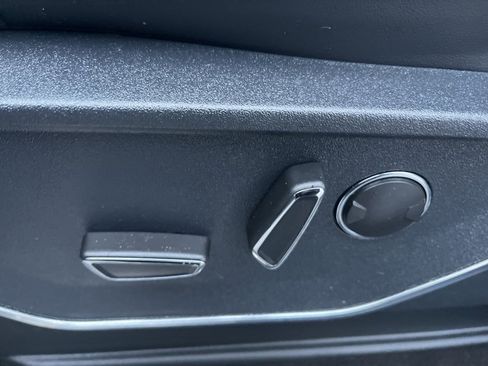 Used 2023 Ford F150 Platinum w/ Equipment Group 701A High image 17