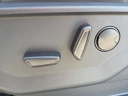 New 2026 Ford Expedition Active image 16