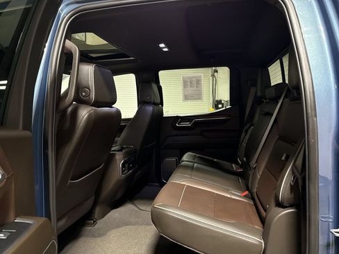 Used 2024 GMC Sierra 1500 Denali w/ Denali Reserve Package AWD/4WD image 24