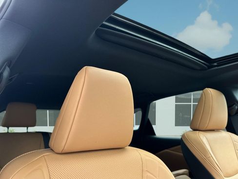 New 2026 Lexus RX 350 FWD image 25