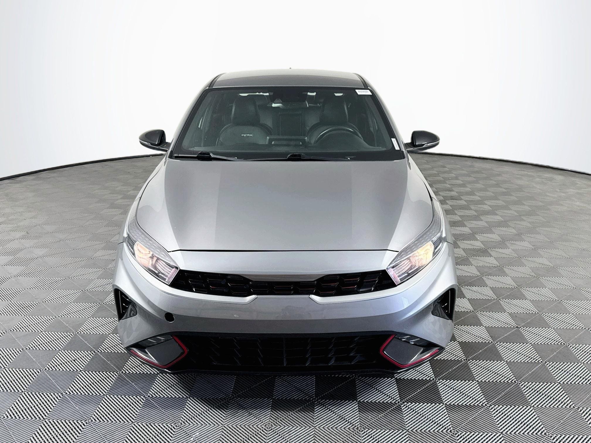 Used 2023 Kia Forte GT-Line FWD image 2