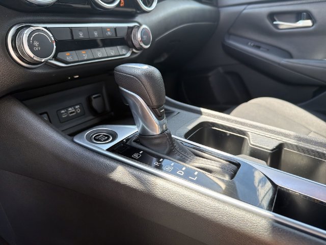 Used 2024 Nissan Sentra SV FWD image 26