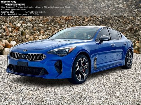 Used 2018 Kia Stinger GT2 image 1