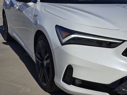 Used 2023 Acura Integra A-Spec image 12