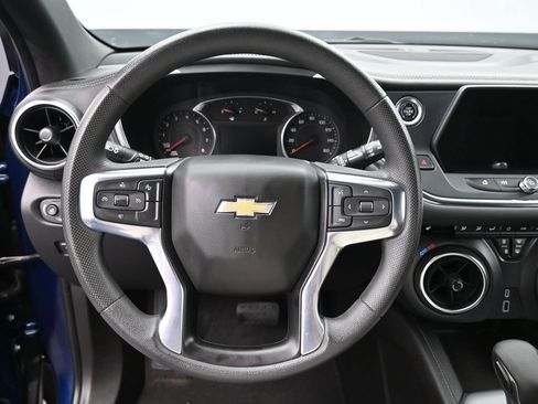 Used 2022 Chevrolet Blazer LT image 17