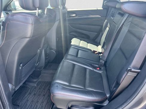 Used 2021 Jeep Grand Cherokee Trailhawk w/ Trailhawk Luxury Group AWD/4WD image 15