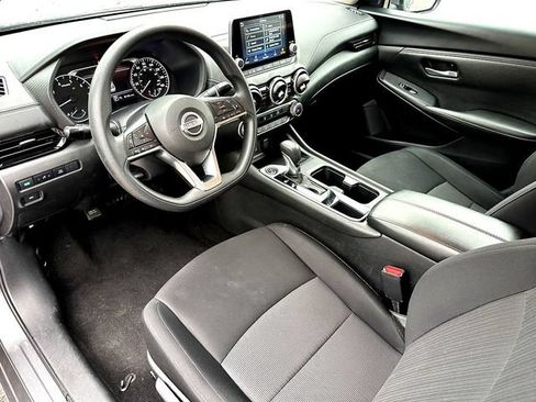 Used 2024 Nissan Sentra SV FWD image 13