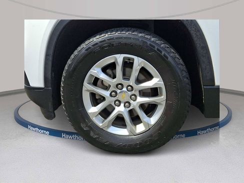 Used 2019 Chevrolet Traverse LS AWD/4WD image 7