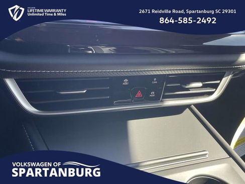 New 2026 Volkswagen Atlas SE image 25