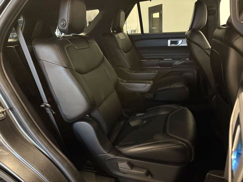 Used 2020 Ford Explorer ST w/ ST Street Pack AWD/4WD image 40