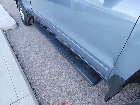 Used 2016 Chevrolet Silverado 2500 LT w/ LT Convenience Package image 18