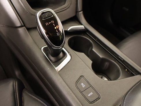 Used 2018 Cadillac XT5 Premium Luxury image 9