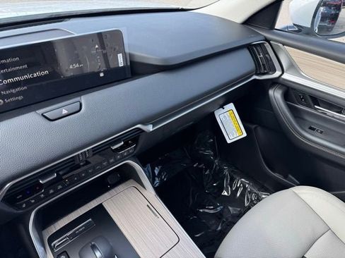 New 2026 MAZDA CX-90 Plug-In Hybrid w/ Preferred AWD/4WD image 26