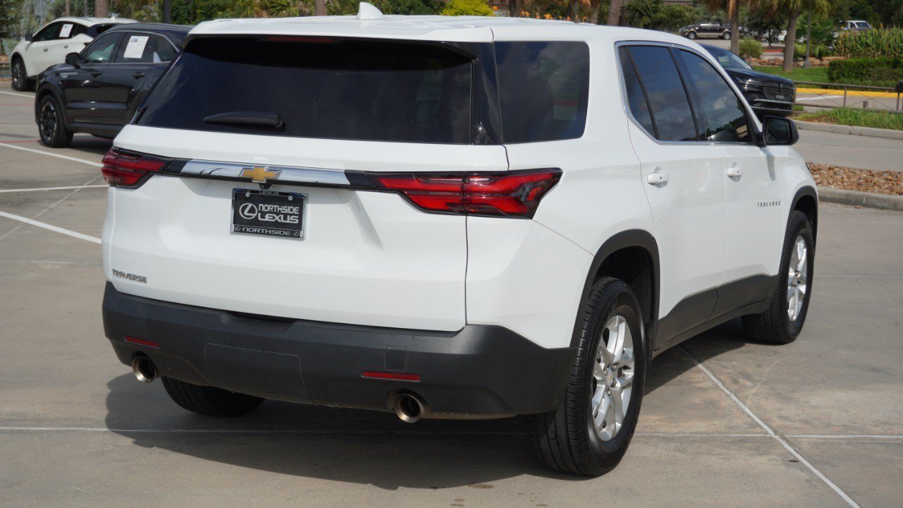 Used 2022 Chevrolet Traverse LS FWD image 6