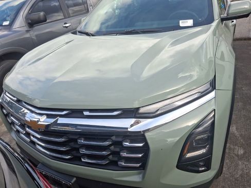 Used 2026 Chevrolet Equinox LT w/ Convenience Package II AWD/4WD image 2