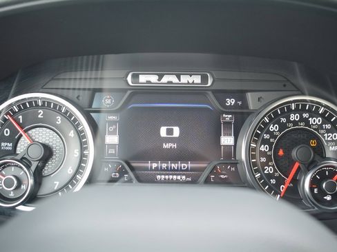 Used 2022 RAM 1500 Big Horn image 12