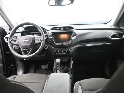 Used 2023 Chevrolet TrailBlazer LT w/ Convenience Package image 14